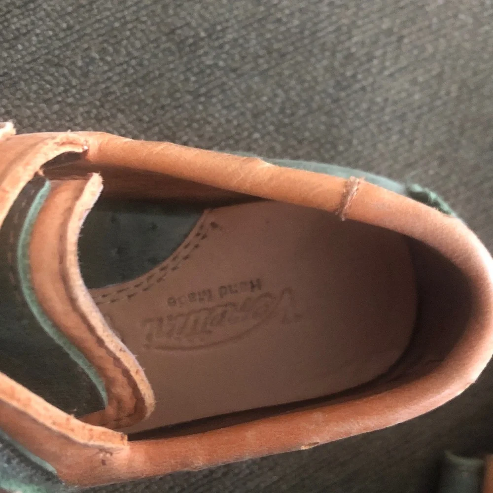 Venettini shoes size 26